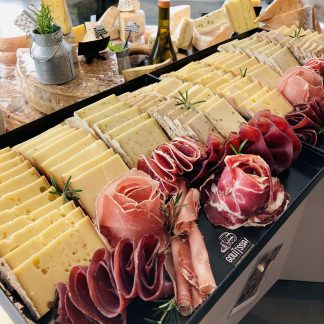 GOUTTSSA RACLETTE ET CHARCUTERIE !!! Pour 10