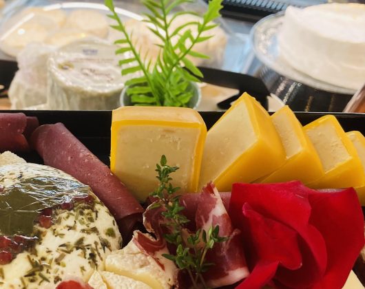 Plateau fromage et charcuterie pour 2 personnes