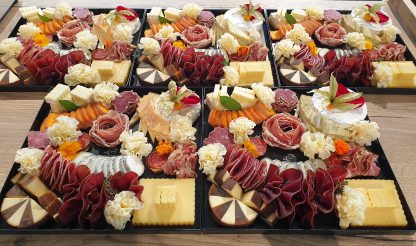 Plateau fromage et charcuterie pour 30 personnes – Image 2