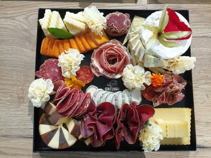 Plateau fromage et charcuterie pour 30 personnes