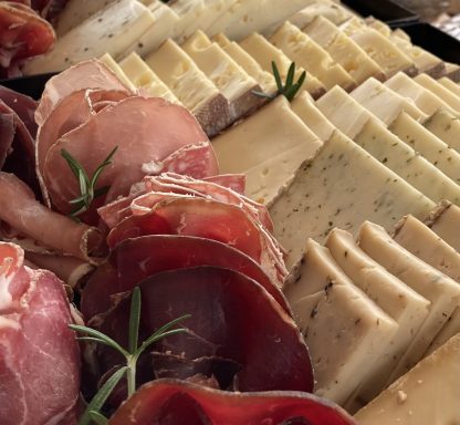GOUTTSSA RACLETTE ET CHARCUTERIE !!! Pour 6 – Image 2