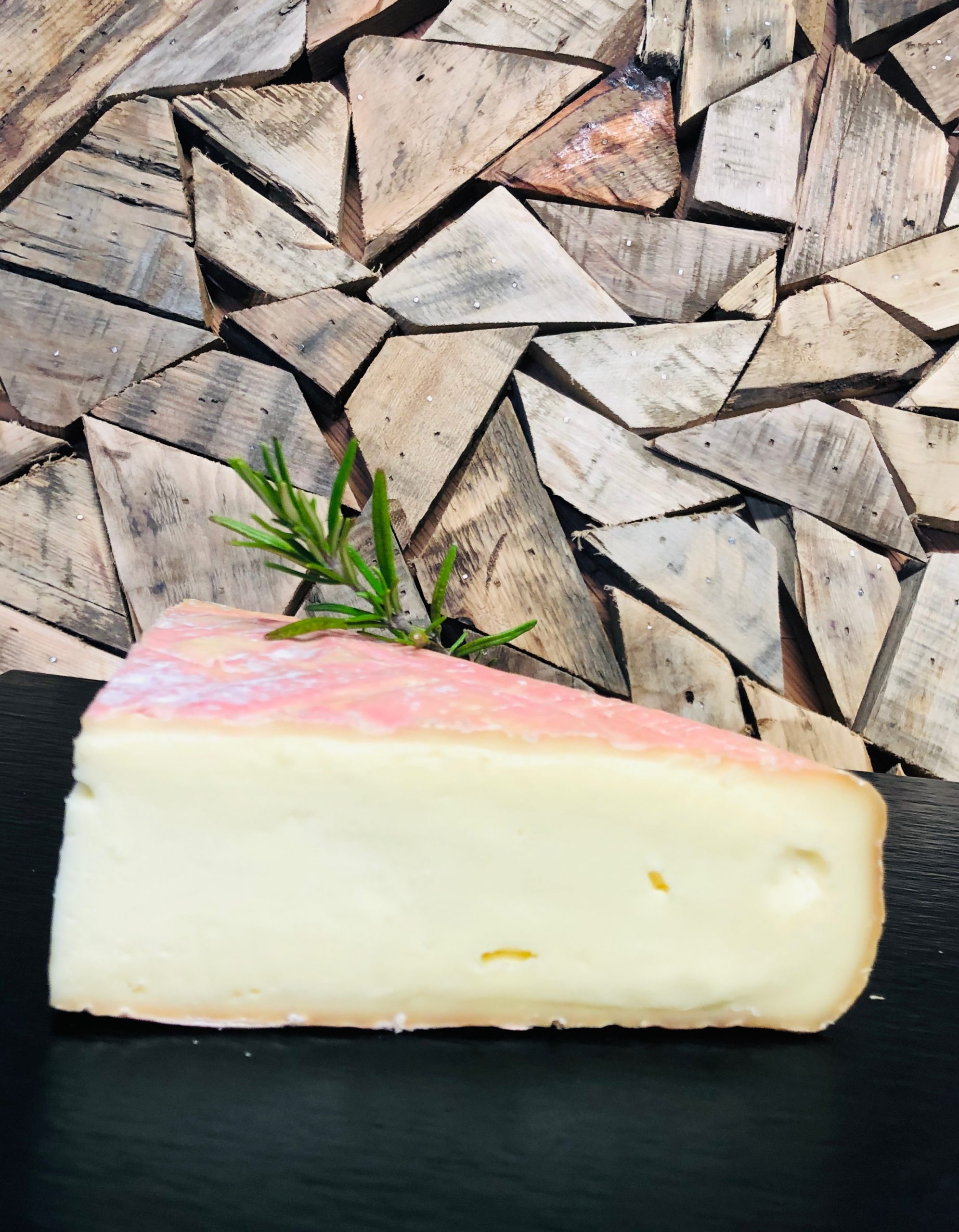 Fromage taleggio Maiwenn Marc, Fromager affineur Finistère